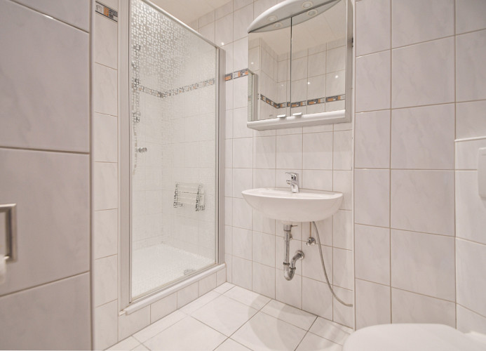 Bad mit Dusche